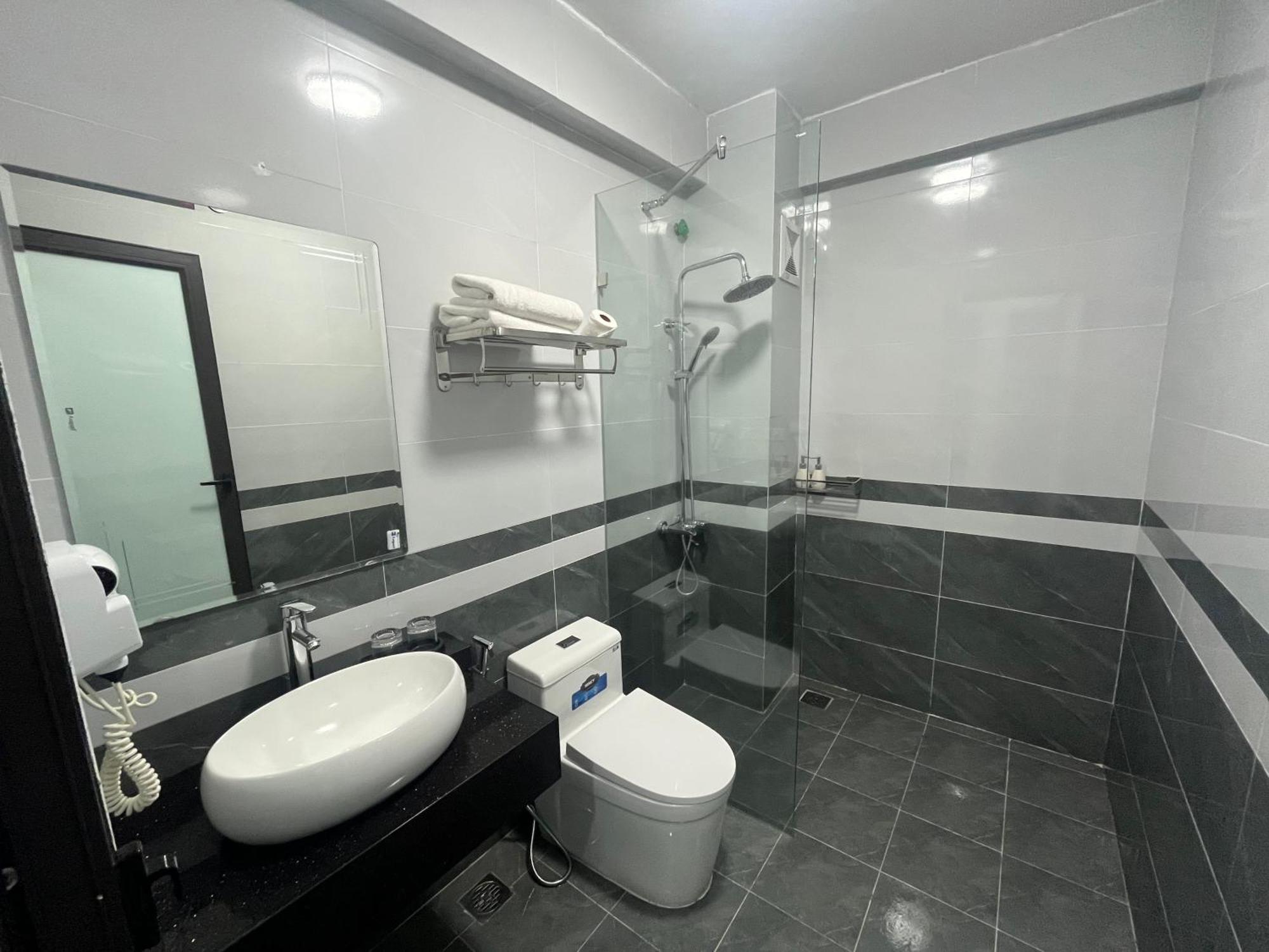The Queen Hotel & Spa 2 Hanoi Luaran gambar